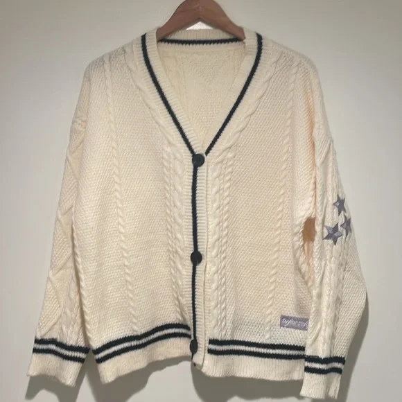 LAST 1! Cable Cream Star Cardigan made famous by Taylor Swift - Picture 8 of 8